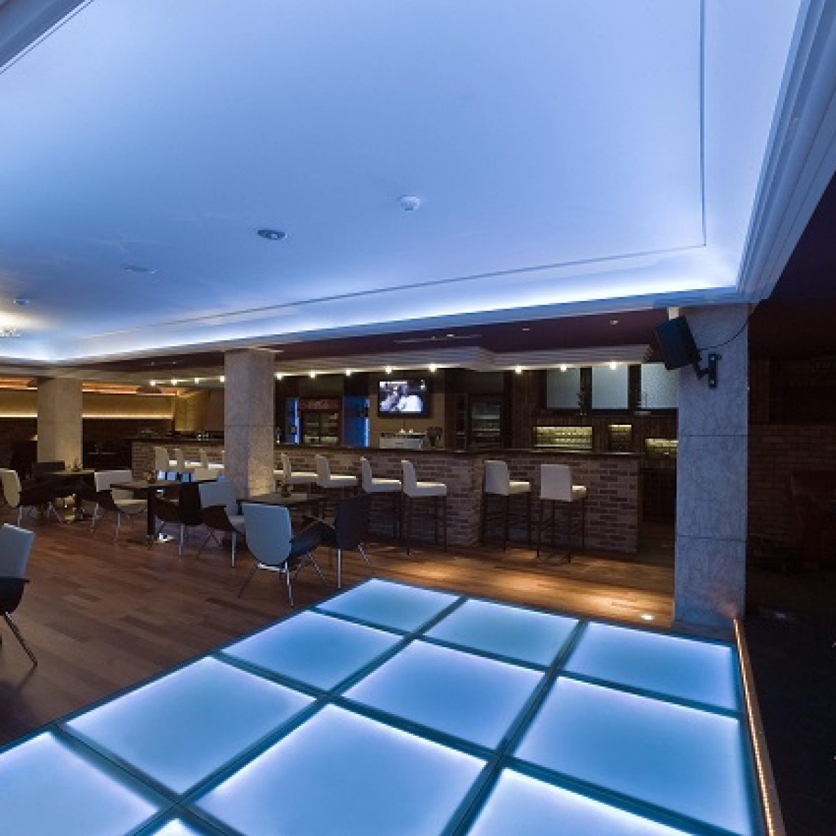 Night Bar Caproni
