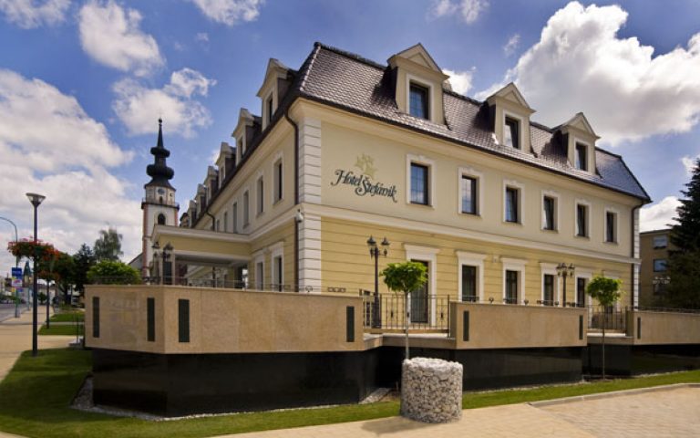 9. Reprezentačný ples